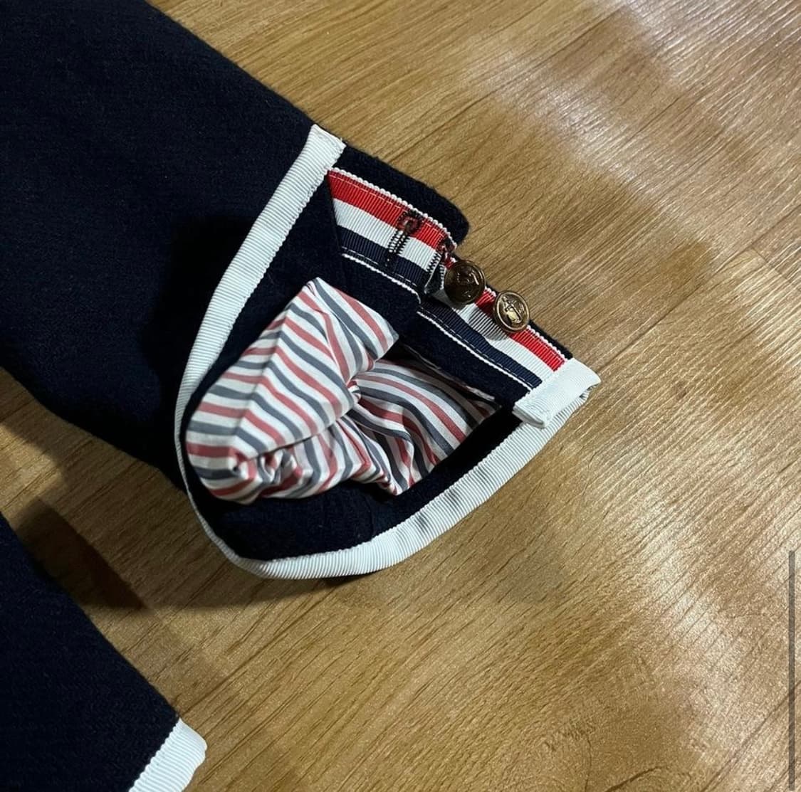 [95/97] 톰브라운x니만마커스 블레이저 상품이미지6