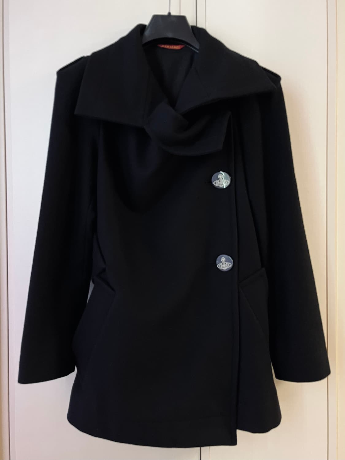 비비안웨스트우드 레드라벨 코트 상품이미지1