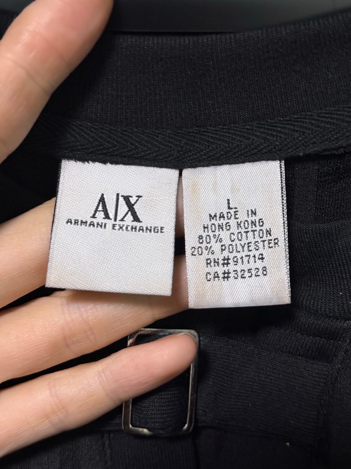 아르마니 익스체인지 스트라이프 니트 블랙 버클 롱슬리브리스 긴팔 헨리넥 상품이미지8