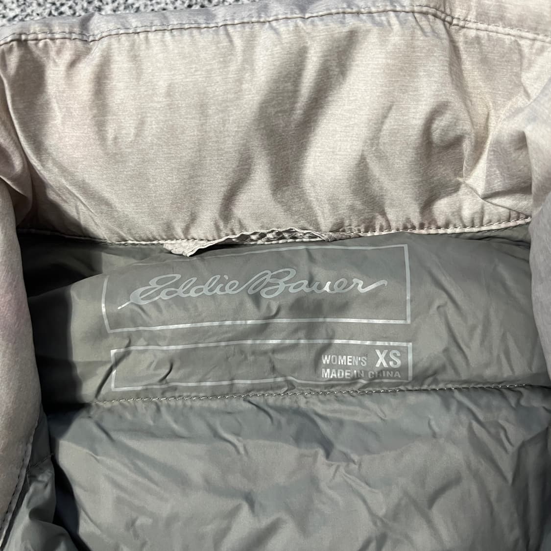 에디바우어 경량패딩 상품이미지4