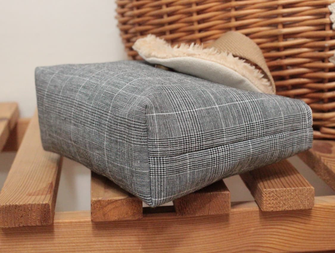 핸드메이드 손잡이 퍼 파우치 상품이미지4