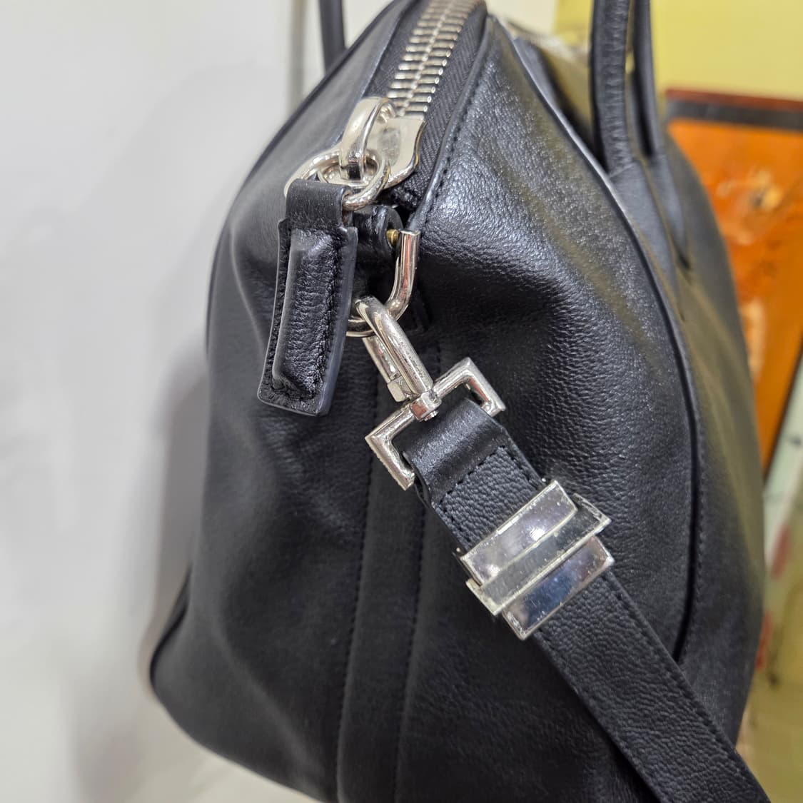 지방시 안티고나 라지 토트 상품이미지6