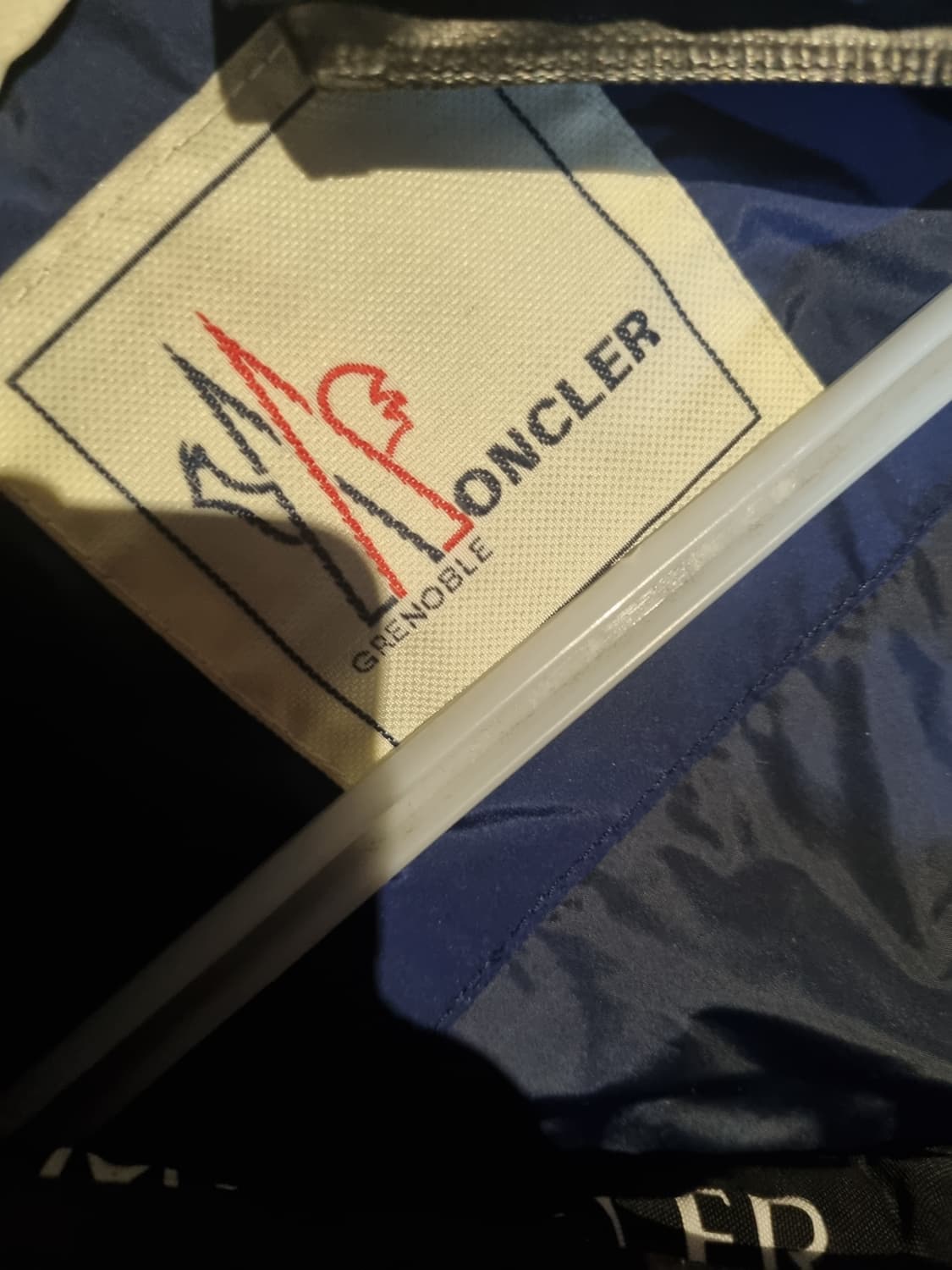 특가) 몽클레어그레노블. 패딩점퍼.  M/L 상품이미지3