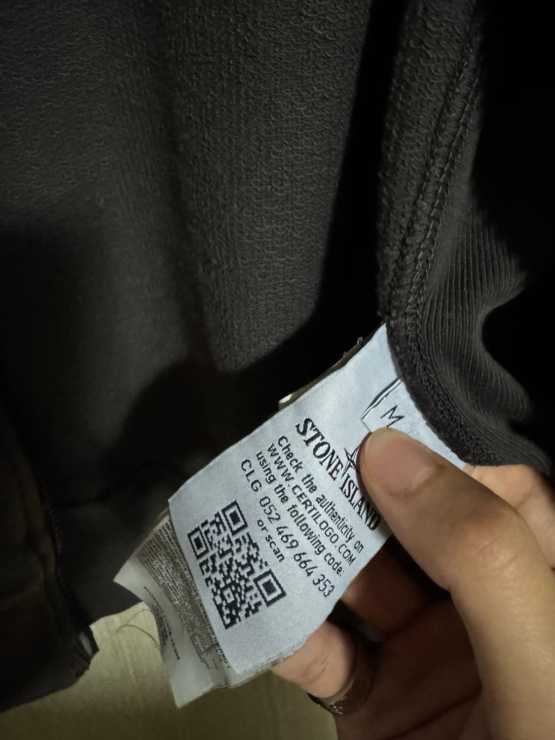 스톤아일랜드 후드집업 다크그레이 상품이미지4