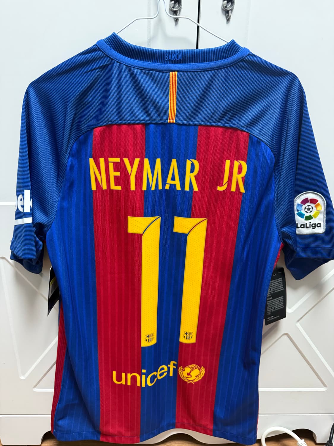 16-17 바르셀로나 네이마르 유니폼 상품이미지2