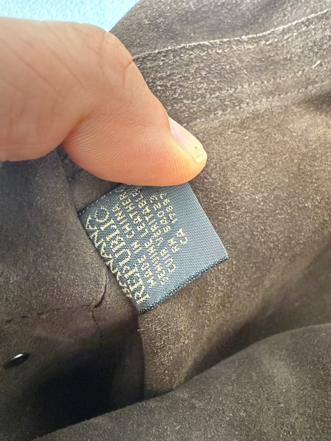 바나나리퍼블릭 레더 스웨이드 크로스백 상품이미지9