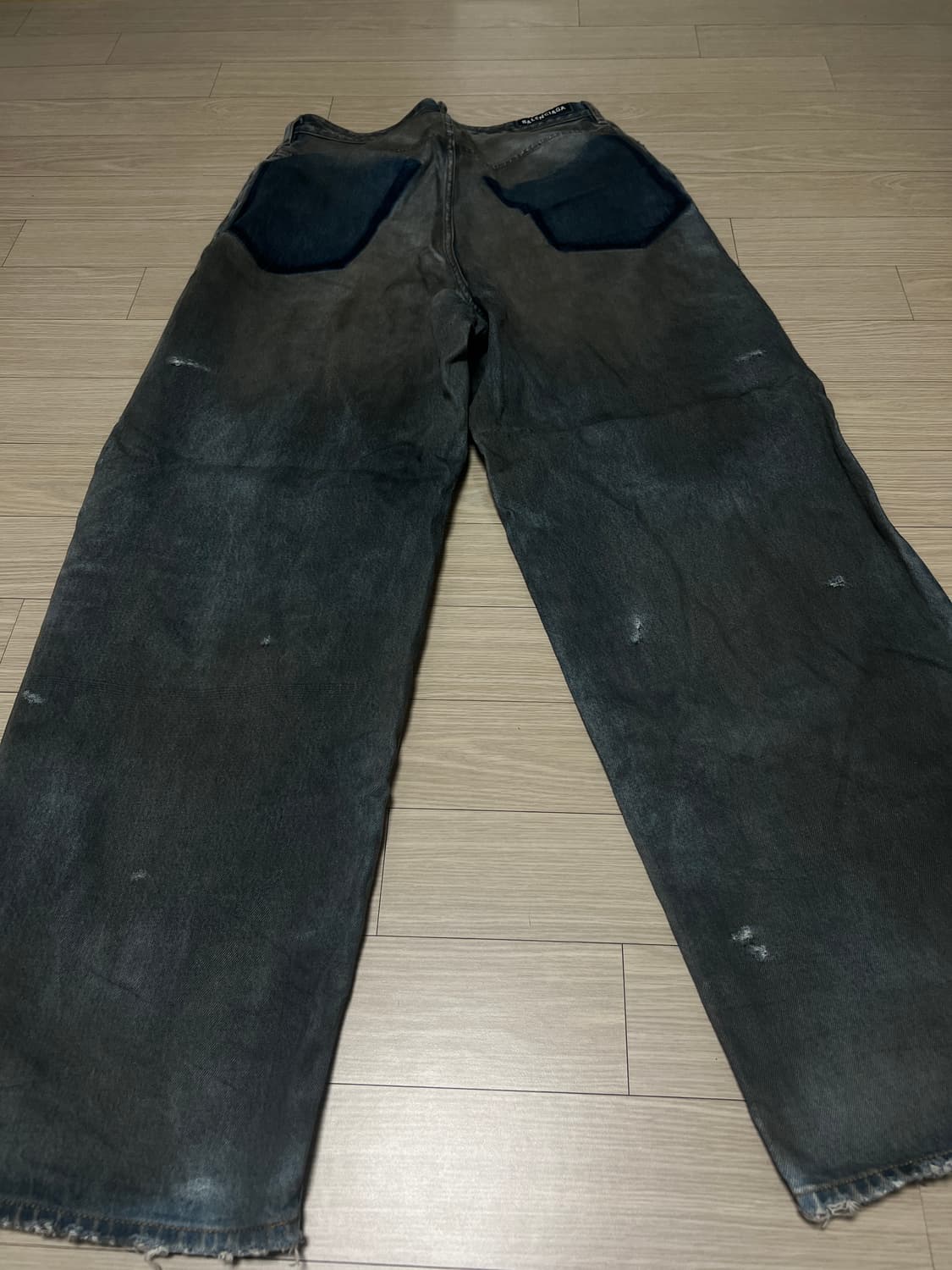 발렌시아가 패치드 포켓 배기진 블루 상품이미지7