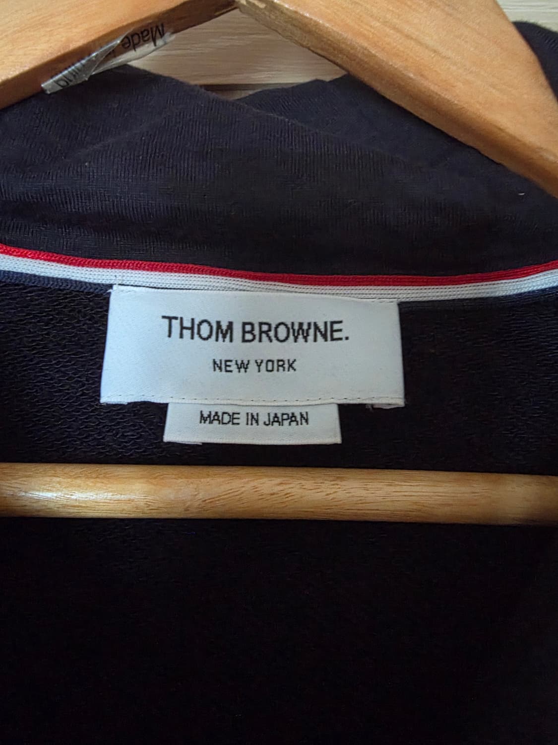 [5사이즈] 톰브라운 사선완장 금장 후드 집업 상품이미지2