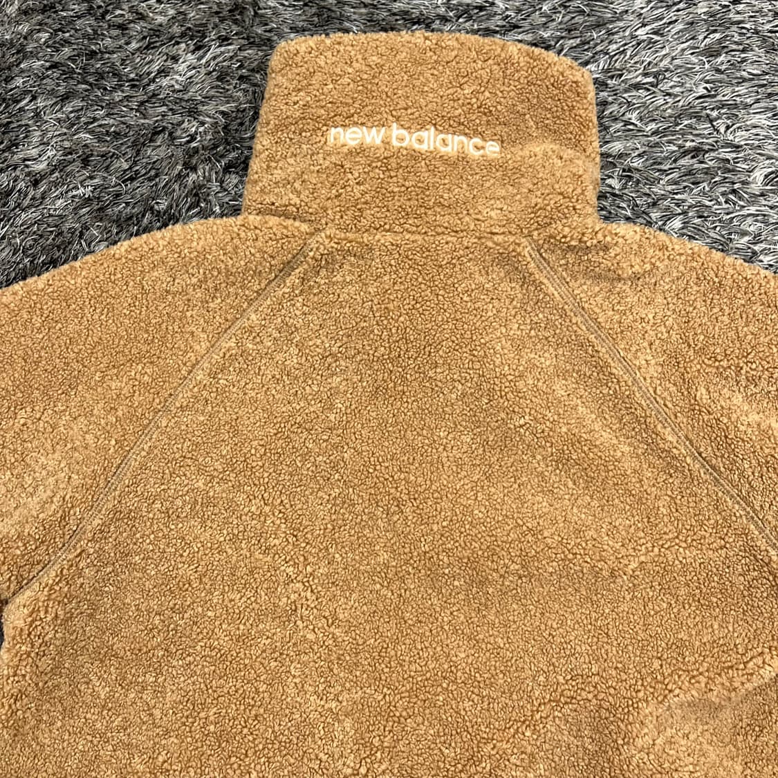 뉴발란스 여성 리버시블 자켓 (85) 상품이미지3