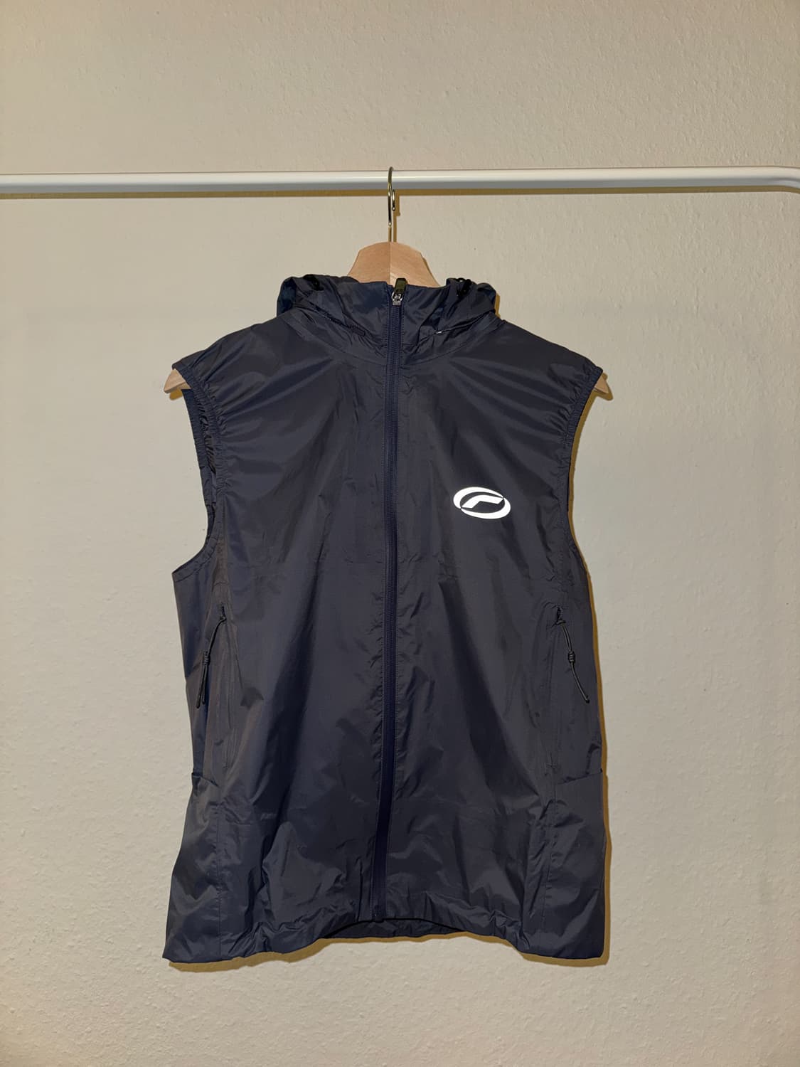 옵티미스틱 러너스 멤브레인 러닝 베스트 XS 상품이미지4