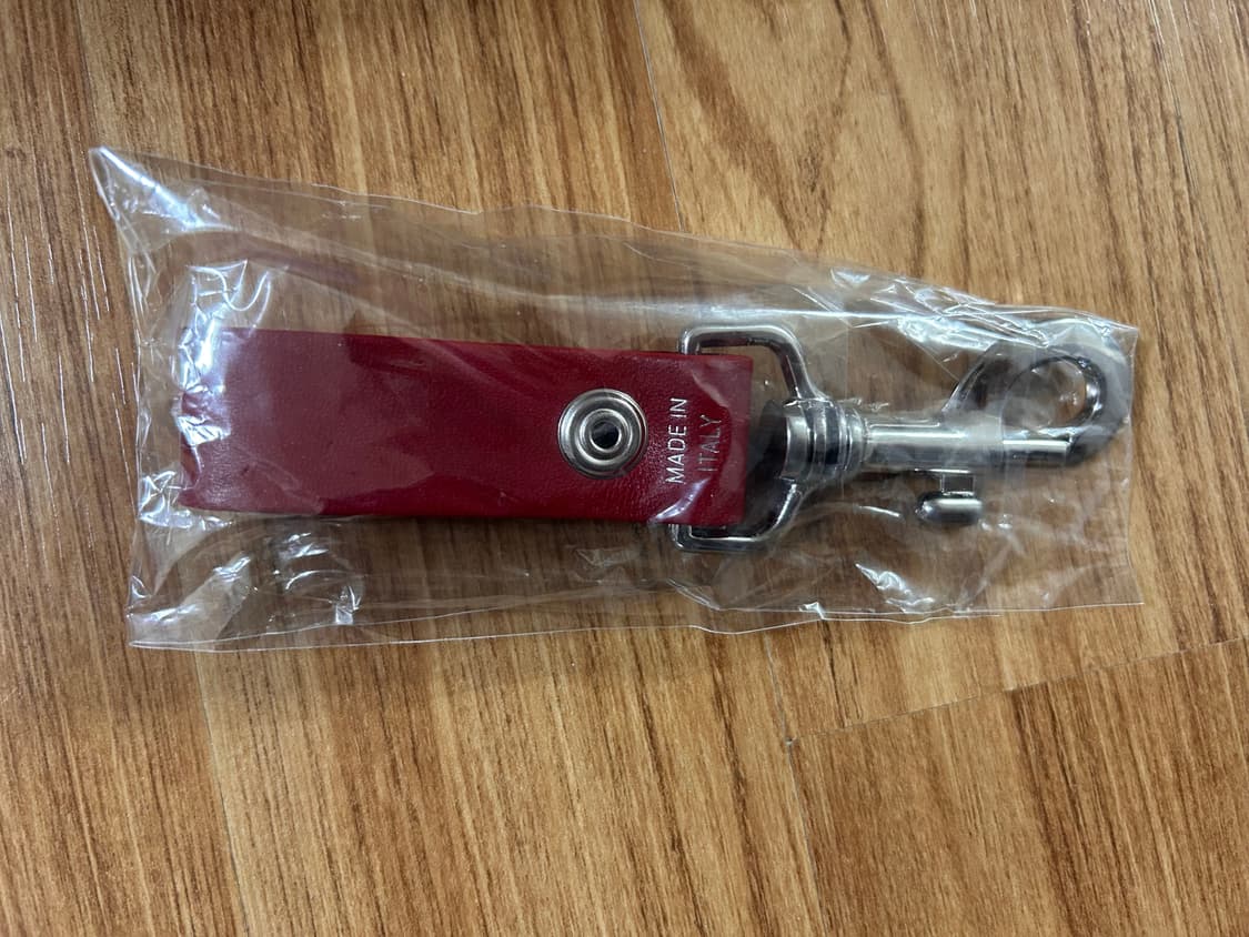 슈프림 레더 키 루프 레드 상품이미지4