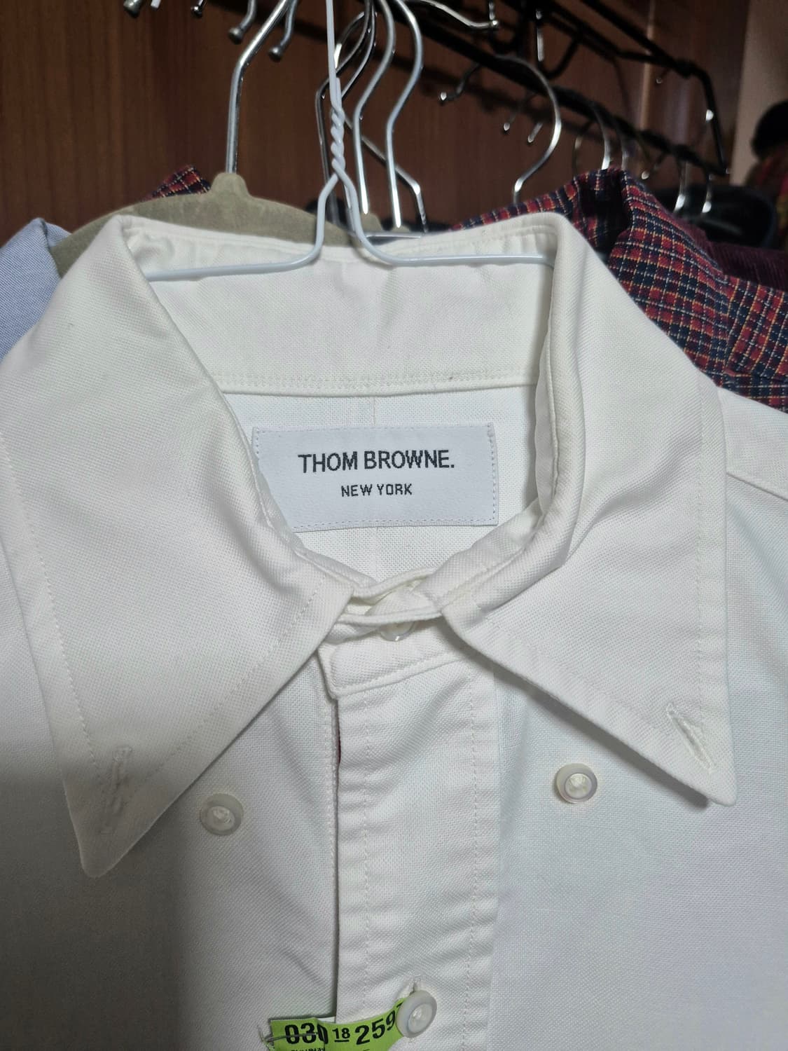 톰브라운 화이트 옥스포드 버튼다운 셔츠 여성용 상품이미지2