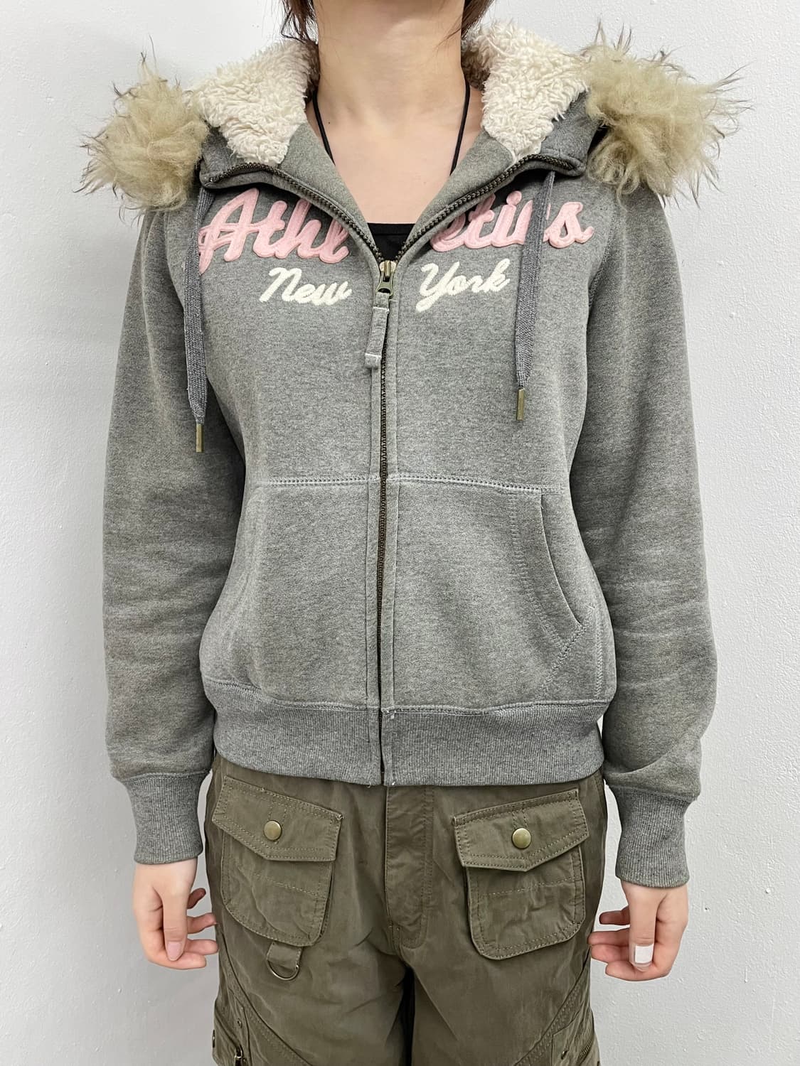 그레이 레터링 울프죠 후드집업 상품이미지2