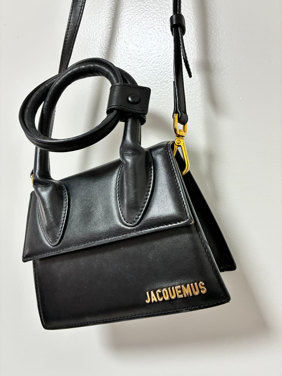 자크뮈스 르 치키토 누 레더 토트 백 상품이미지2