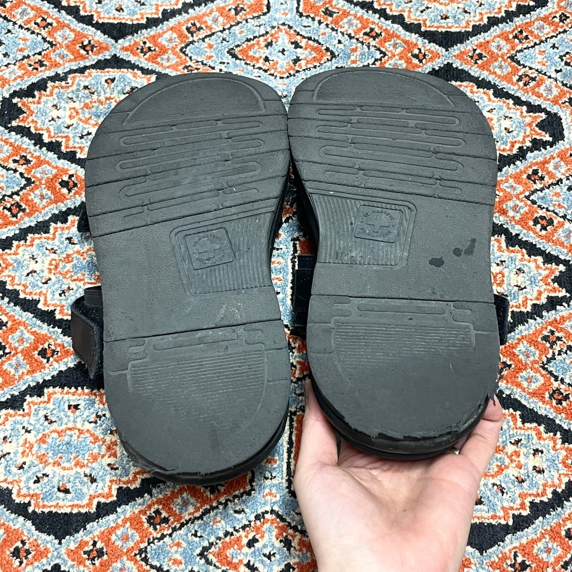 닥터마틴 칠튼 샌들 슬리퍼 블랙 US7 상품이미지7