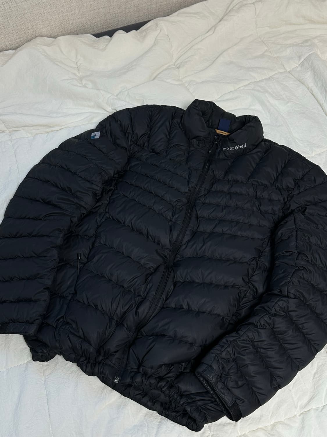 몽벨 경량 패딩 라지 상품이미지1