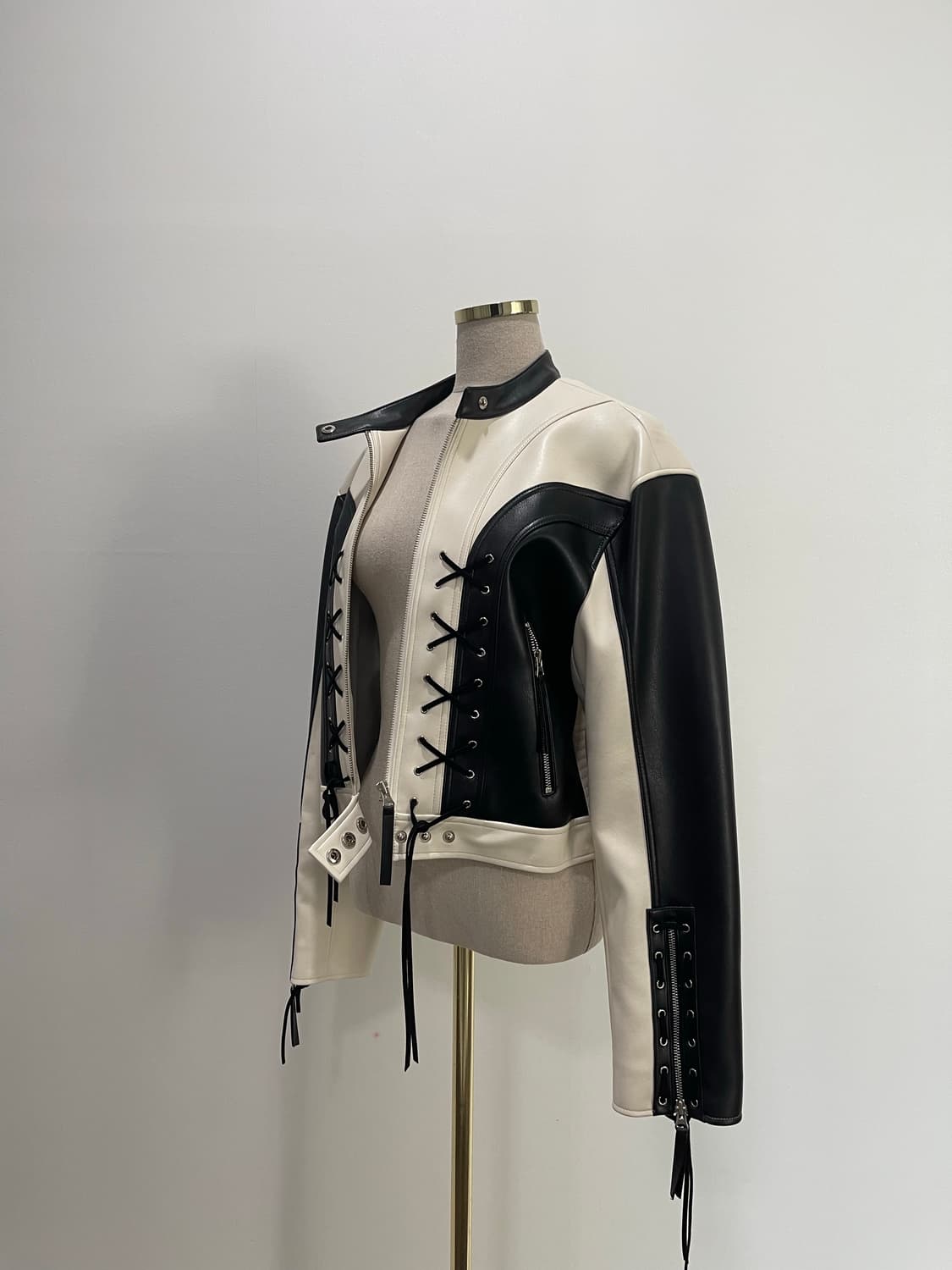 [새상품] 시눈 여성 라이더 자켓 상품이미지4