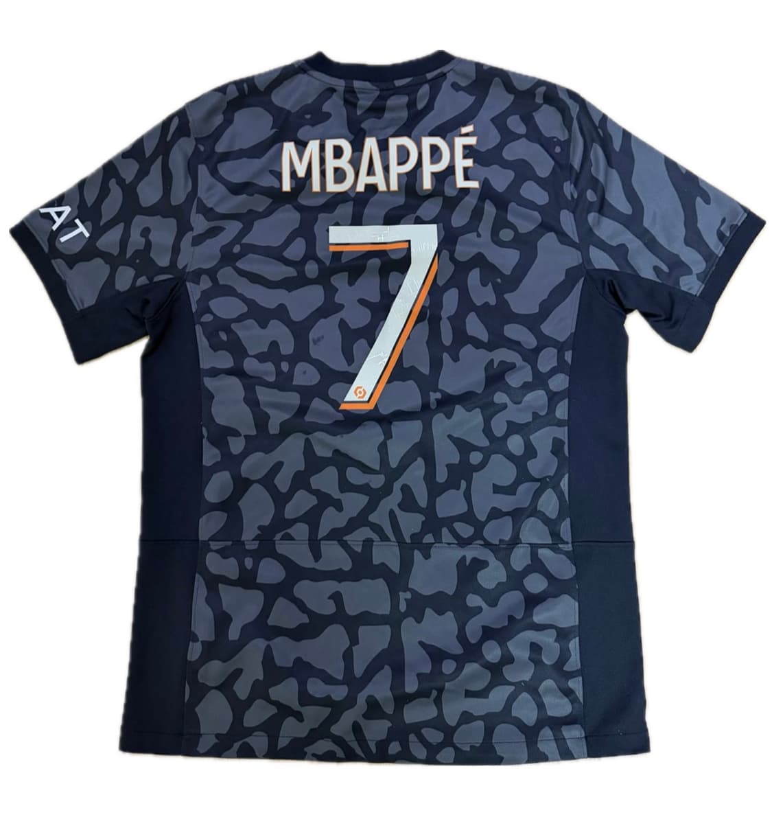 리그1 23/24 파리생제르망 조던 서드 음바페 유니폼 팝니다 상품이미지3