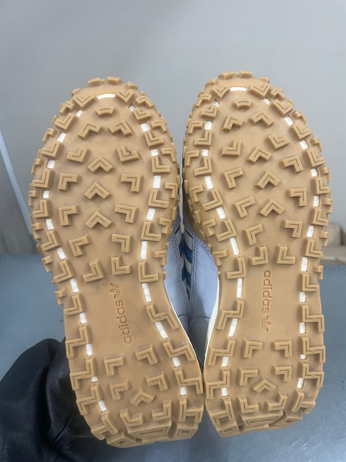 아디다스 레트로피 E5 부스트 225 상품이미지6