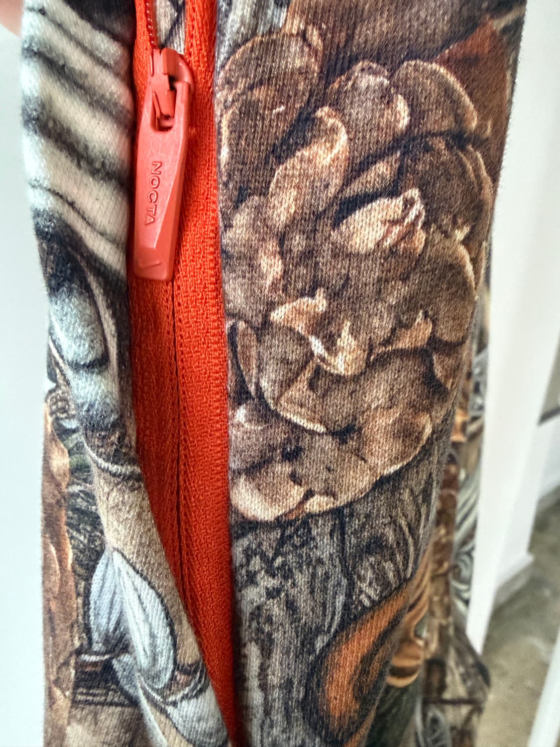 나이키 x 드레이크 녹타 x 크롬하츠 스웨트팬츠 리얼트리 카모 상품이미지7