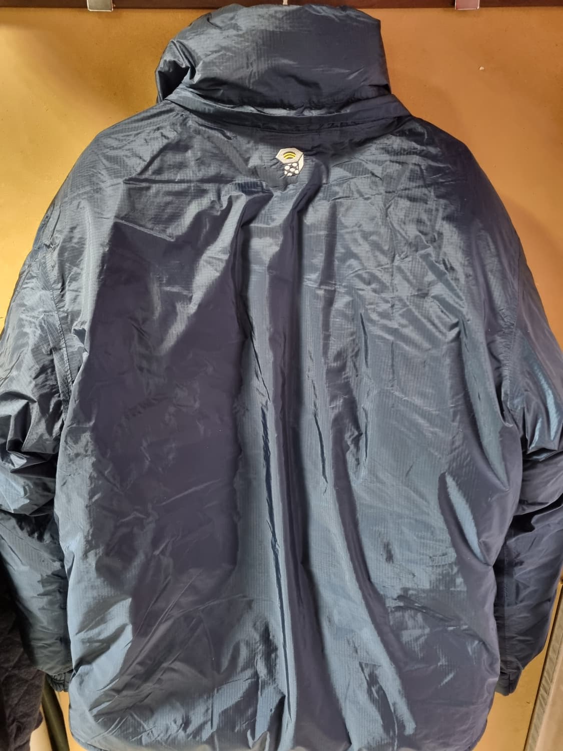 마운틴하드웨어 남성 대장급 구스패딩  상품이미지2