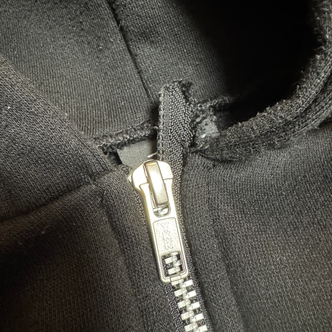 스투시 본앤레이즈드 로고 후드 집업 블랙 상품이미지7