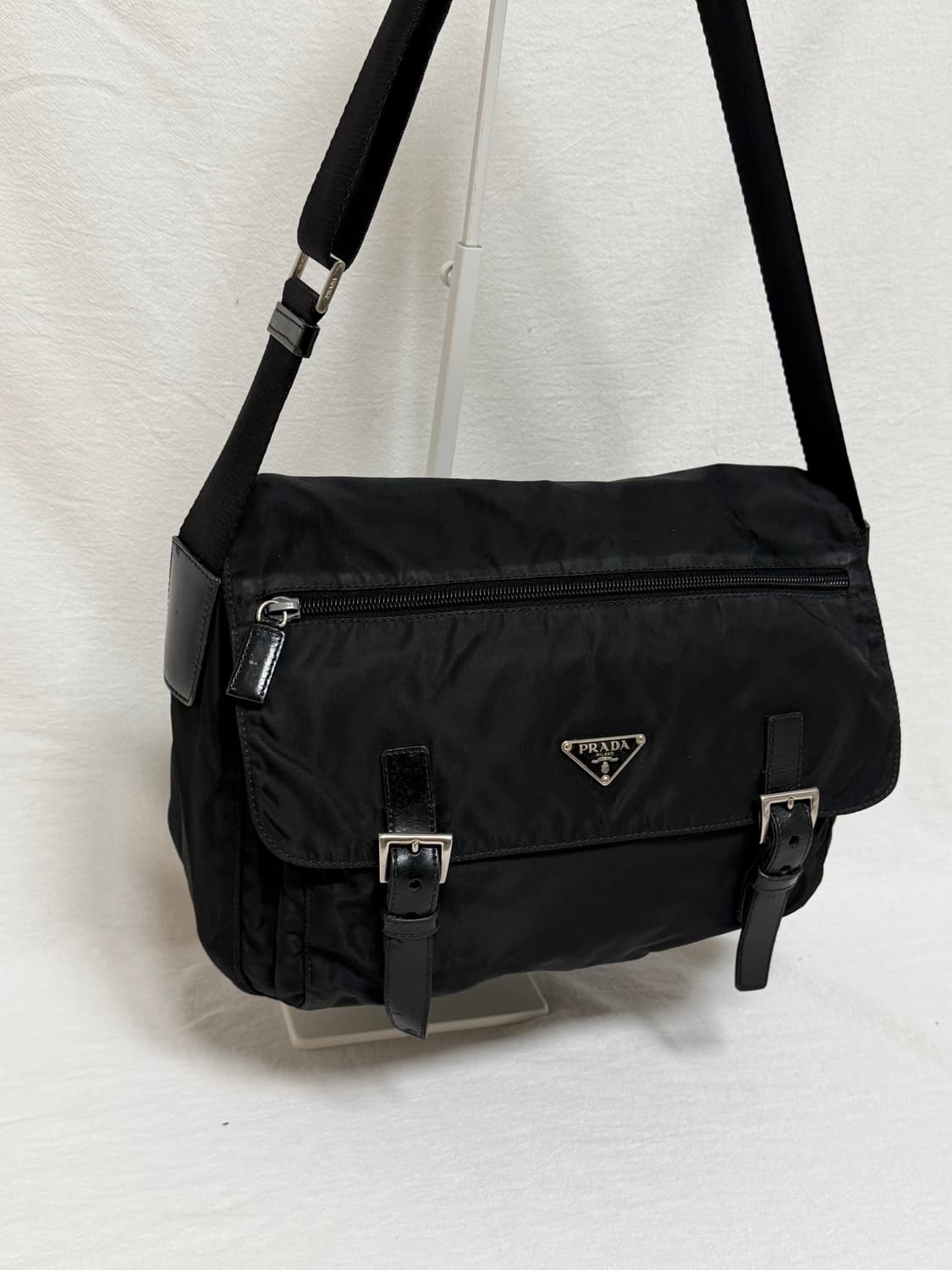 정품 프라다 포코노 나일론 원포켓 블랙 메신저백 크로스백 숄더백 상품이미지4