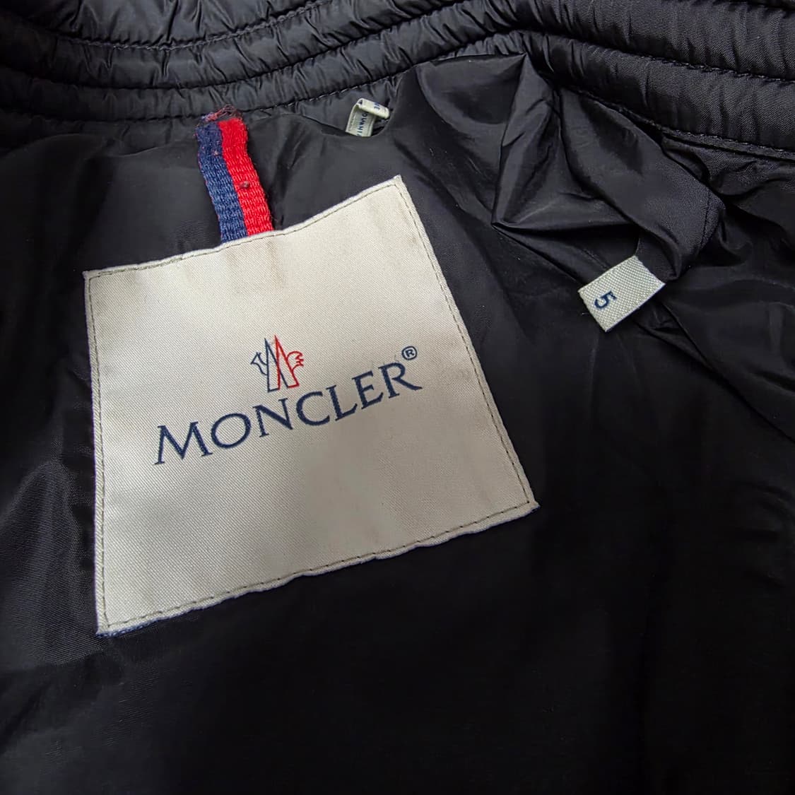 {클로젯}[5][전국유일매물]몽클레어 아미오 바이커 숏 다운 패딩 자켓 상품이미지4