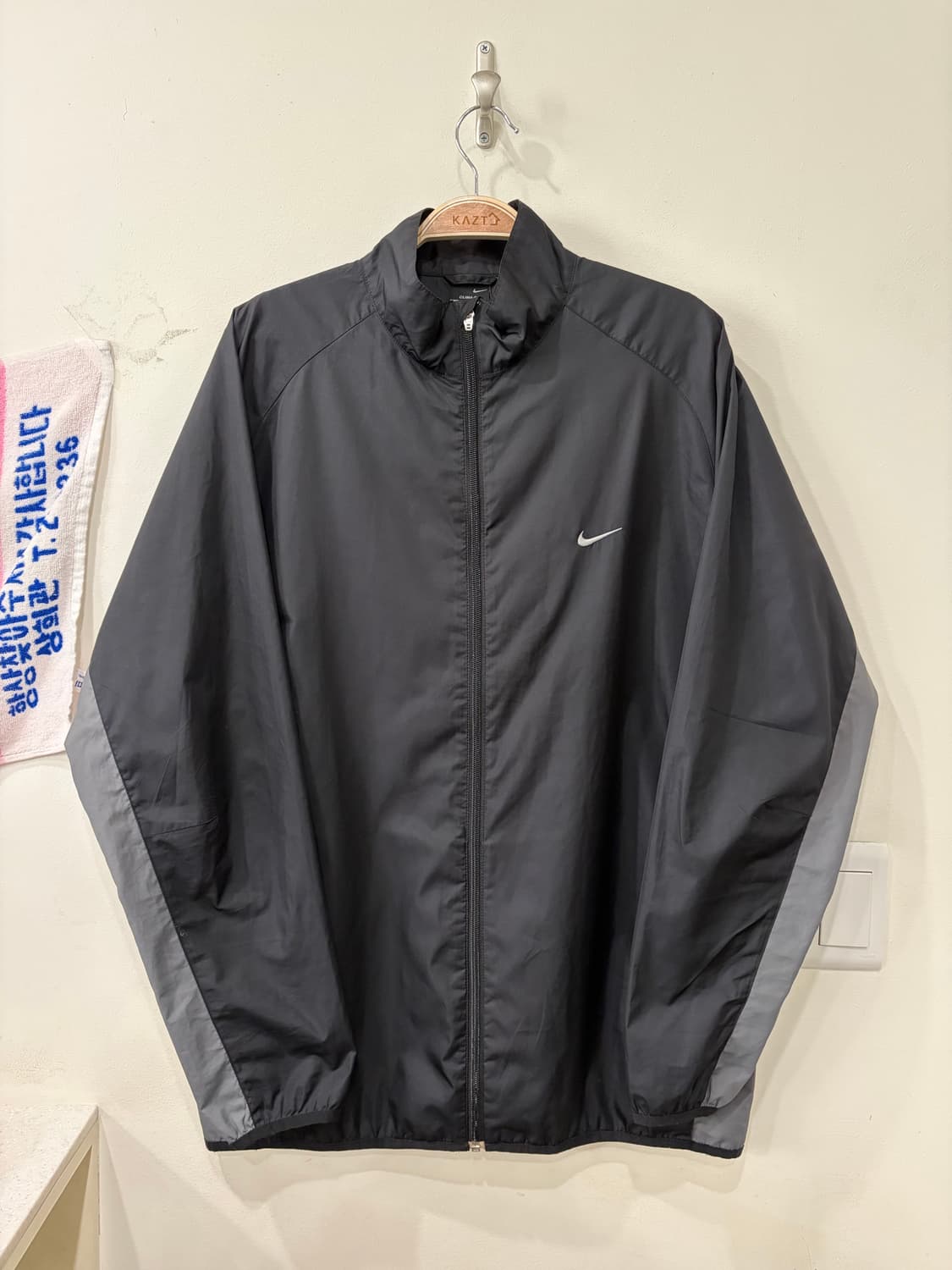 245. 나이키 바람막이 상품이미지1