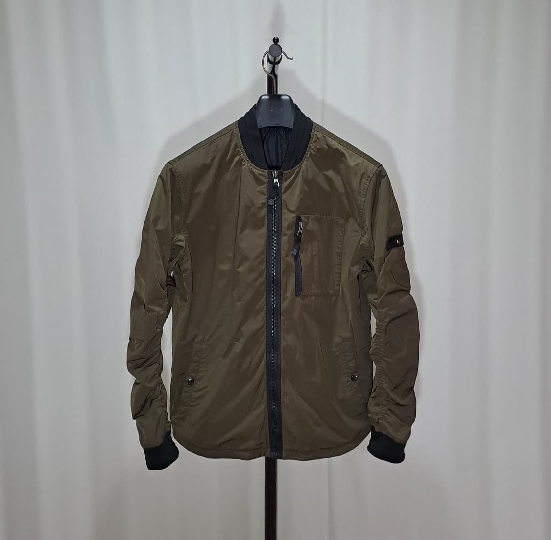 (택포) 코오롱시리즈 누빔안감 슬리브 셔링 자켓 B82 상품이미지1