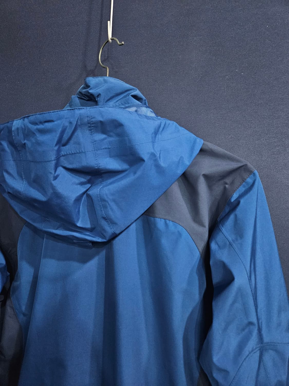 코오롱스포츠 고어텍스 다크블루 투톤 남성 100 등산복 바람막이 자켓  상품이미지9