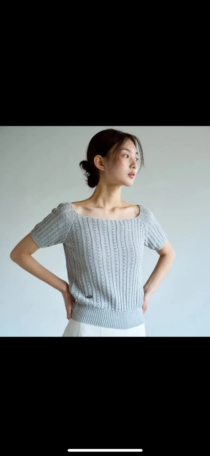 아우로 크로쉐 오프숄더 니트 상품이미지1