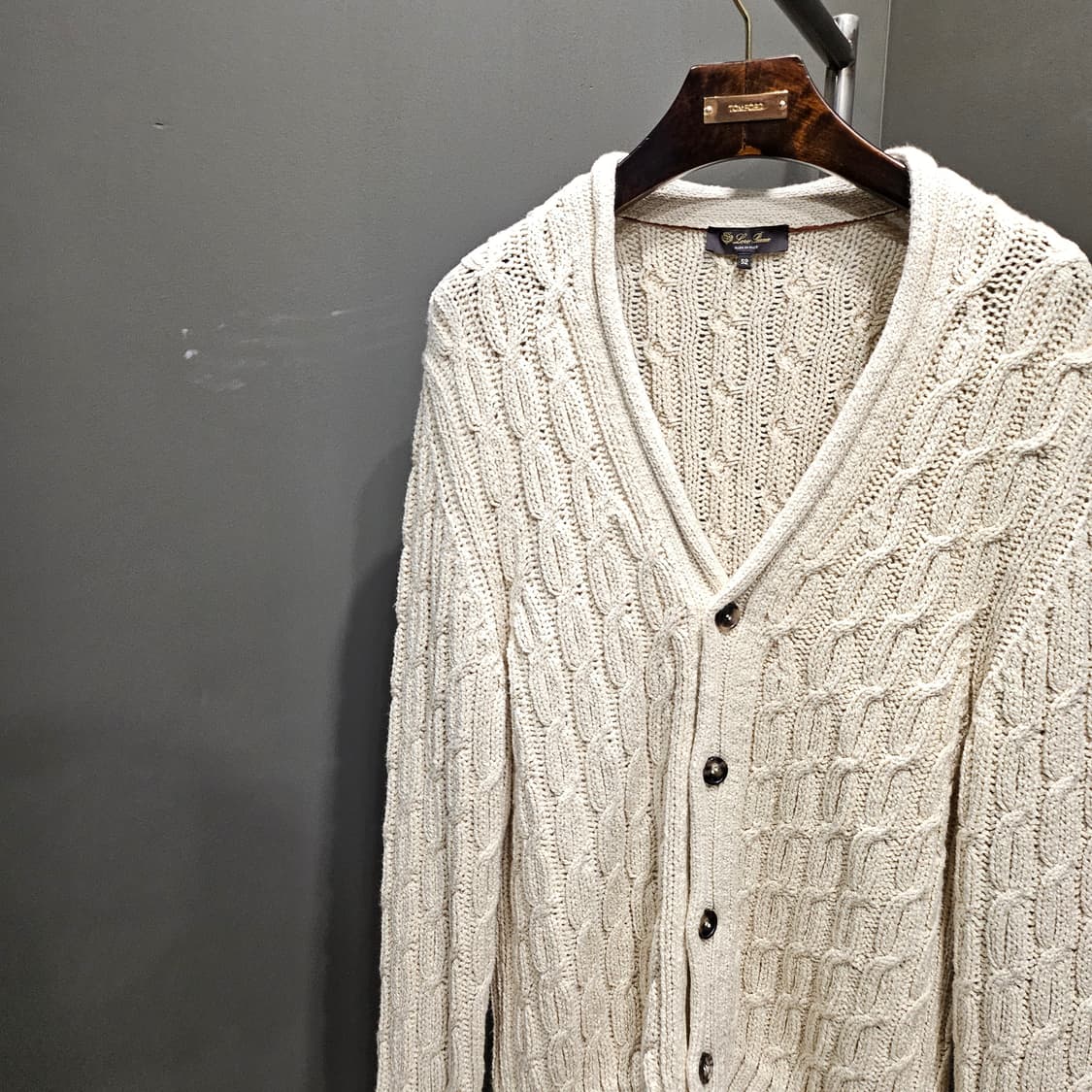 로로피아나 Papiro Hida  케이블 니트 신상 가디건 상품이미지3