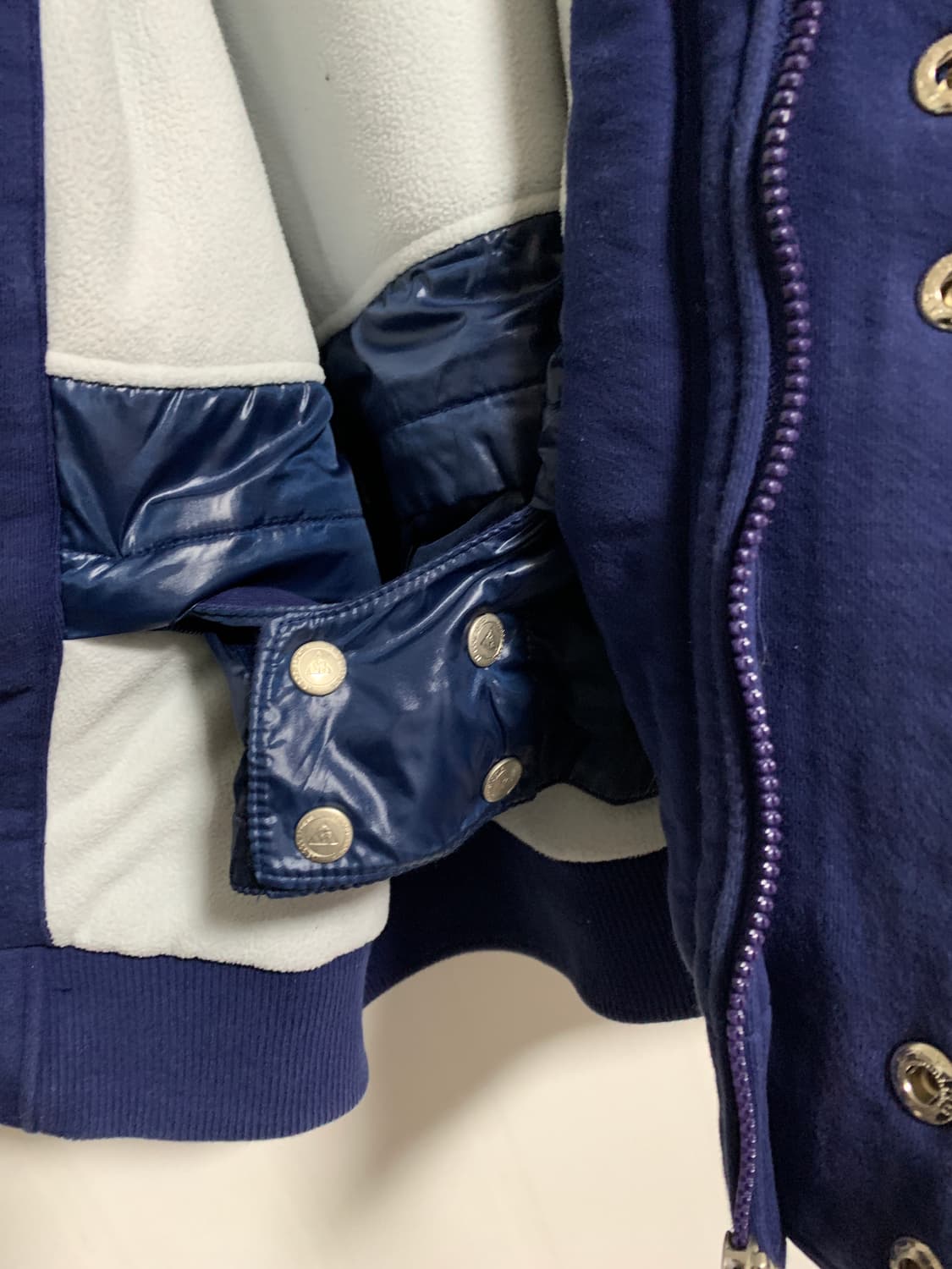 르꼬끄 후드 베이스볼 점퍼 상품이미지3