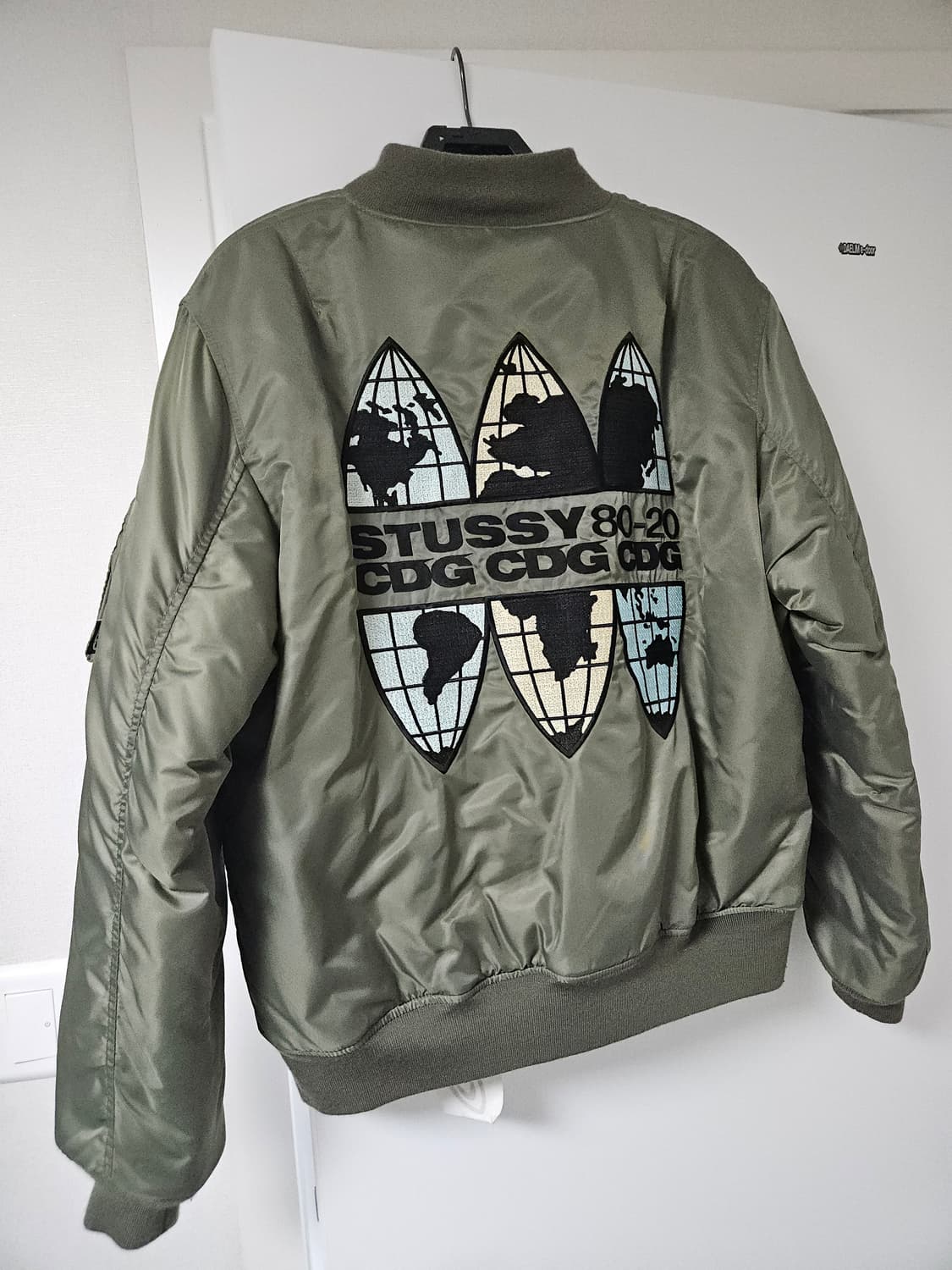 스투시 x CDG MA-1 라지 상품이미지1