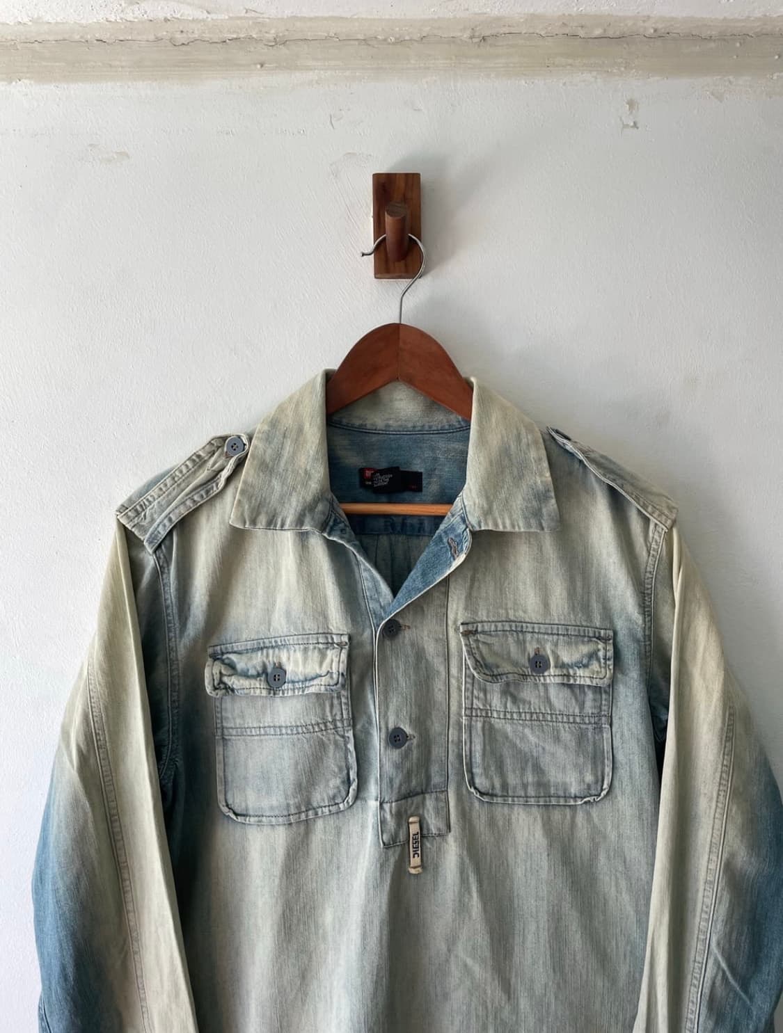 Vintage Diesel Denim Shirt 상품이미지1