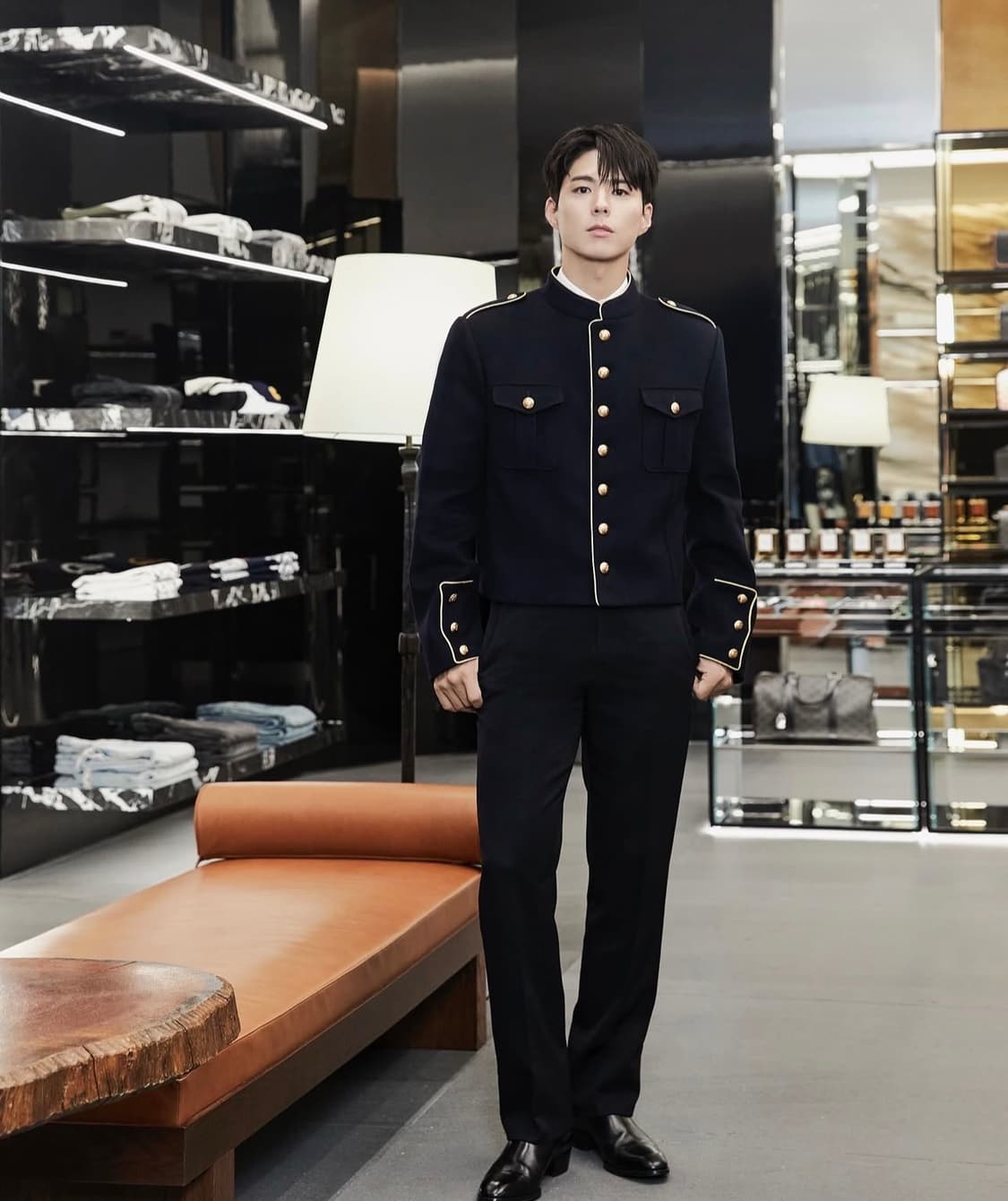 [박보검님 착용] 셀린느 25ss 네이비 스펜서 자켓 상품이미지4