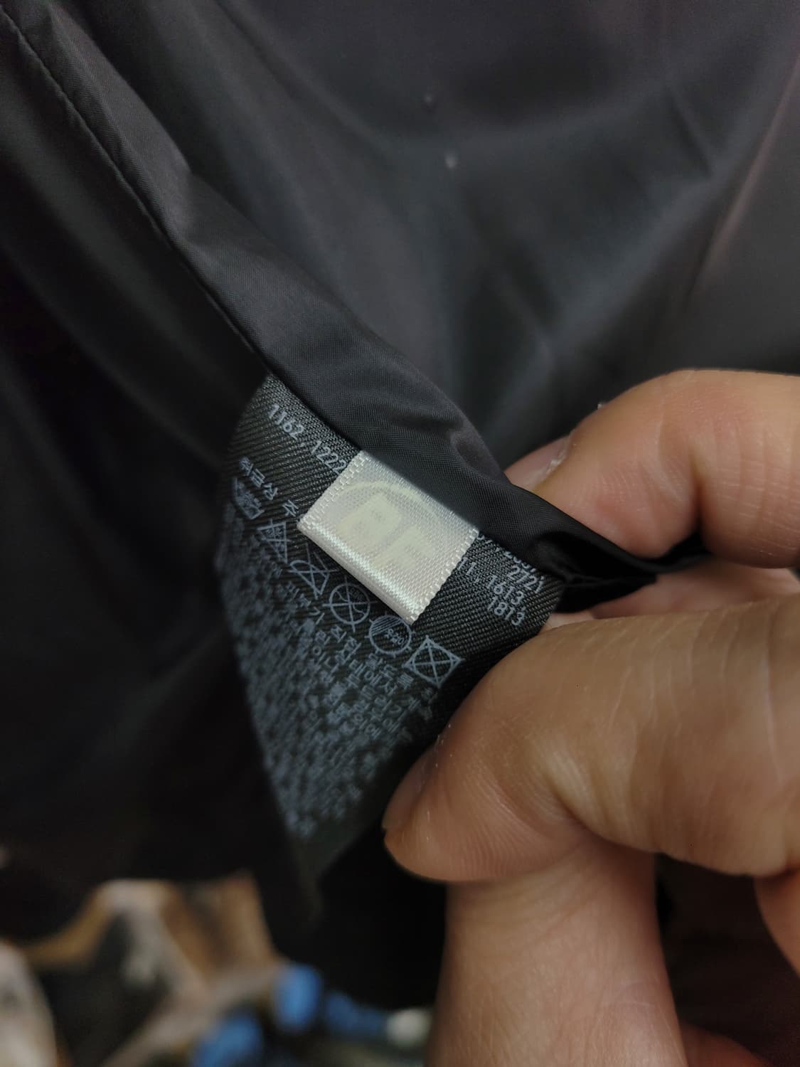 유니클로 블랙 후드 오리털 패딩 점퍼 상품이미지6