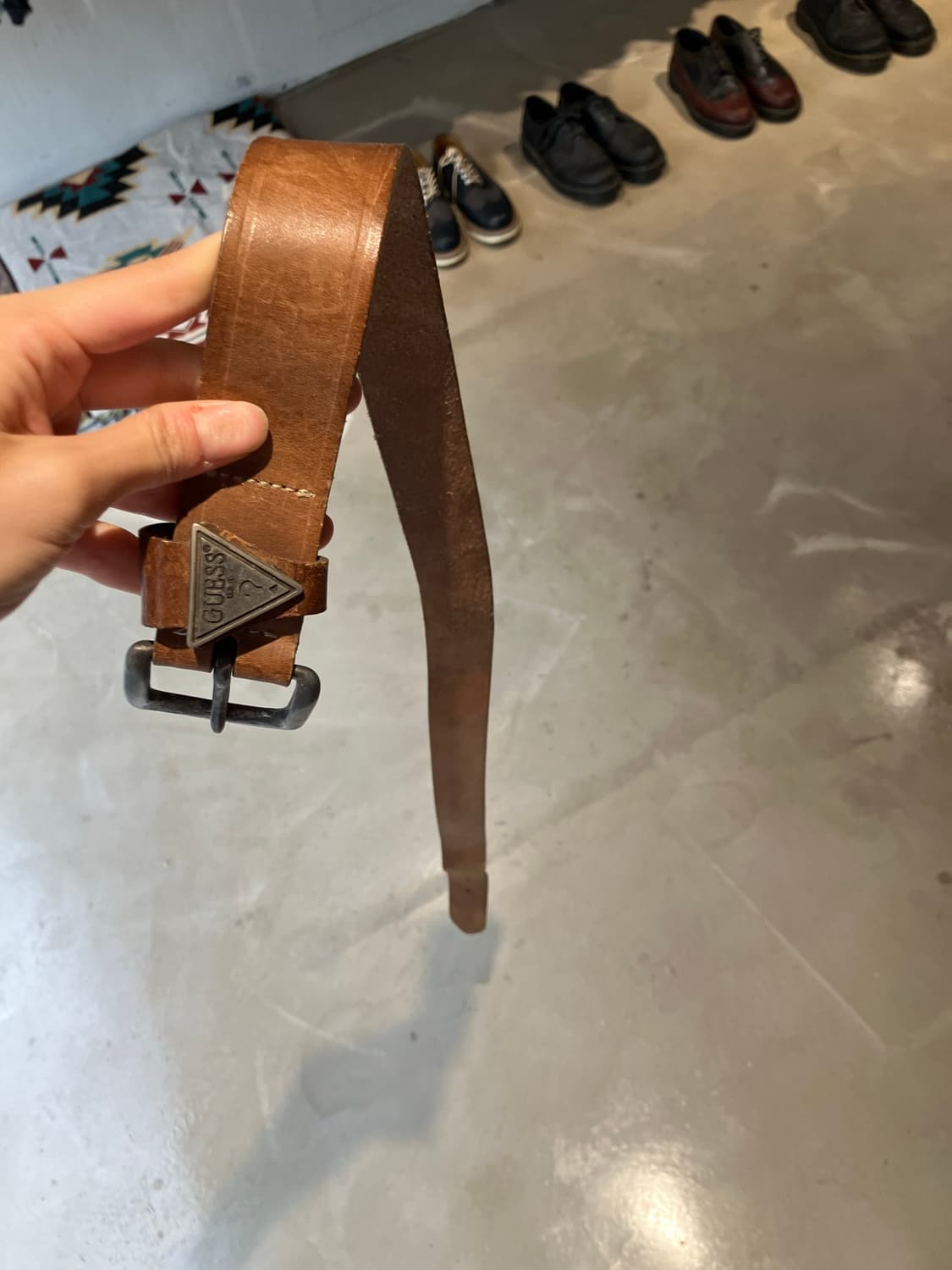 Guess 삼각 메탈 레더 벨트 상품이미지5