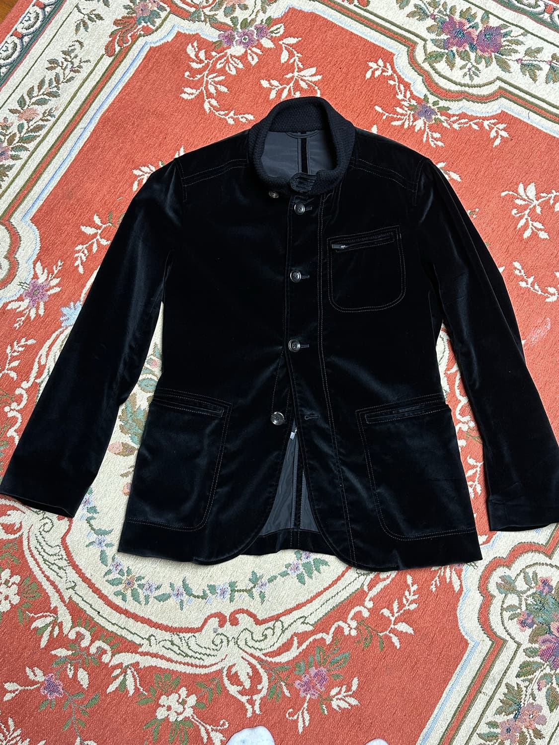 아르마니 벨벳 스텐드 카라 자켓 상품이미지1