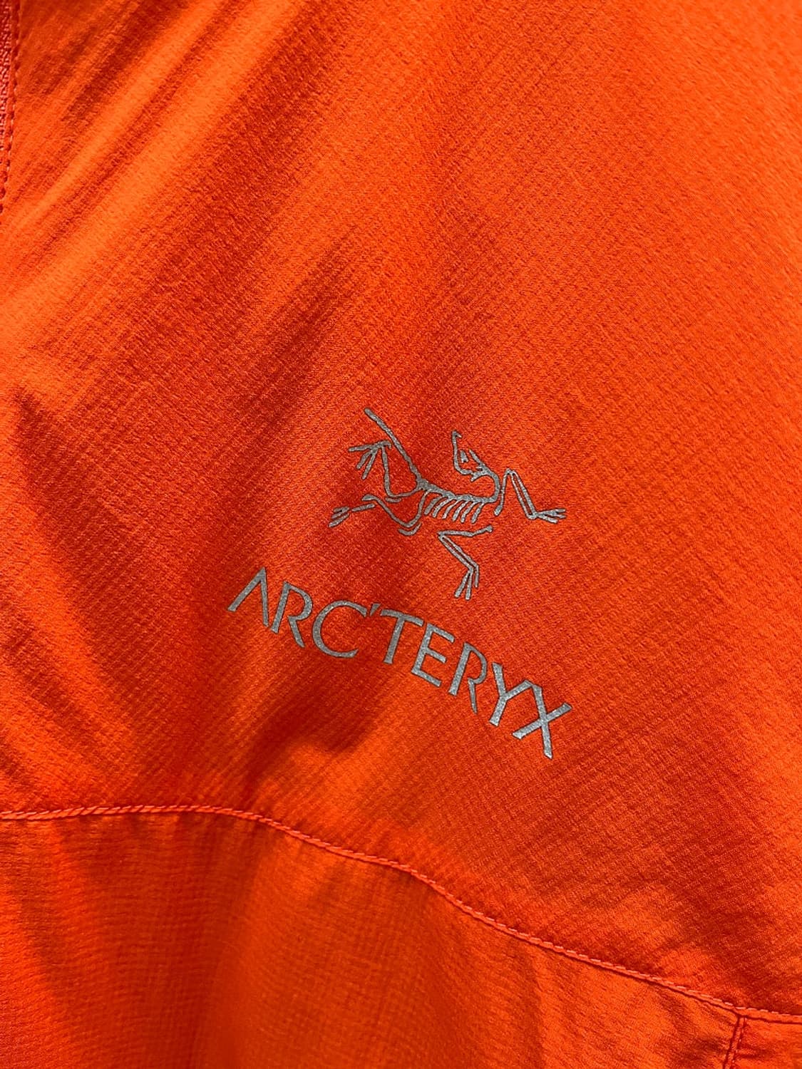 95) 아크테릭스 아톰 AR 경량 집업  상품이미지4