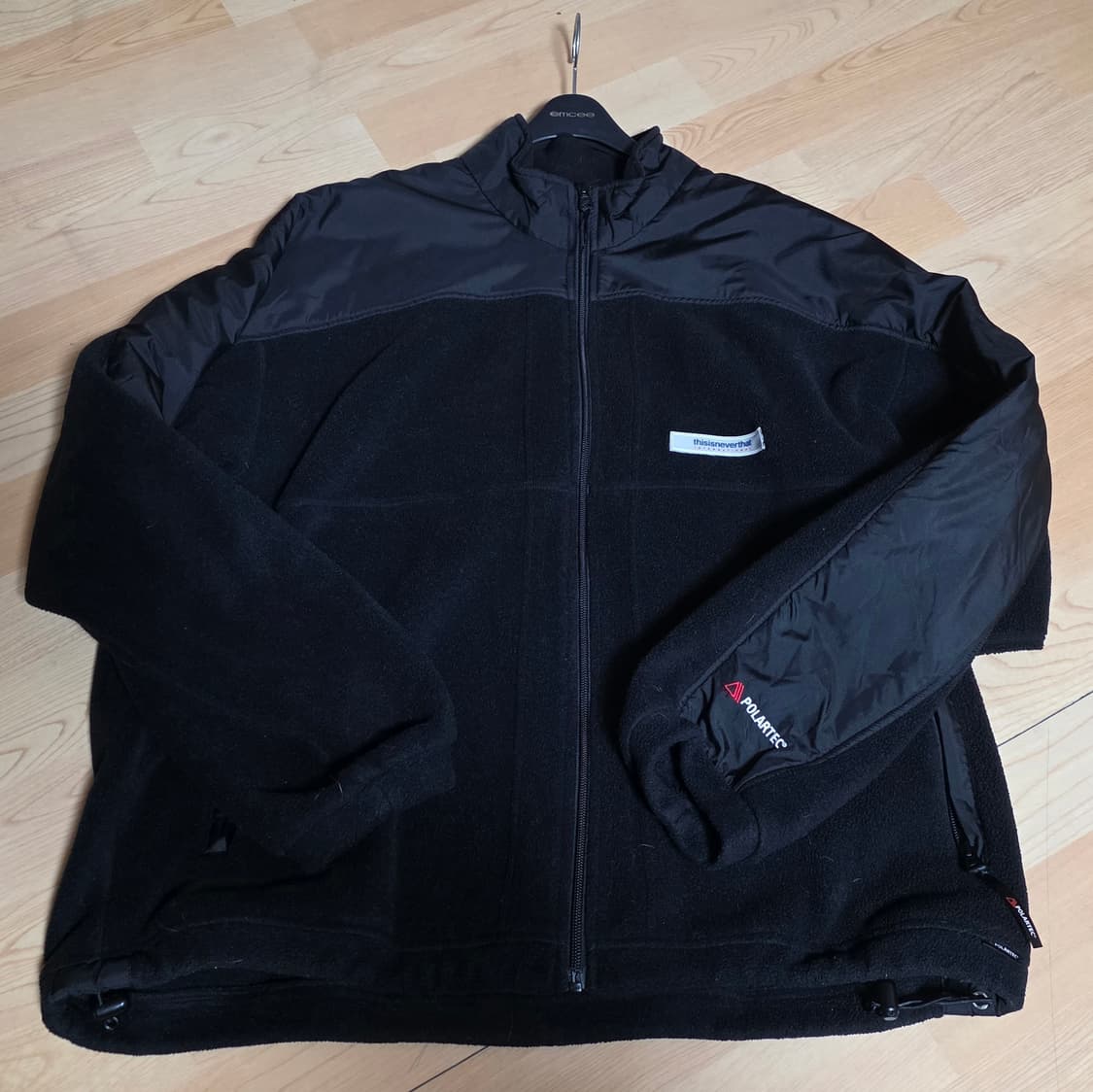 디스이즈네버뎃 후리스 라지 상품이미지2