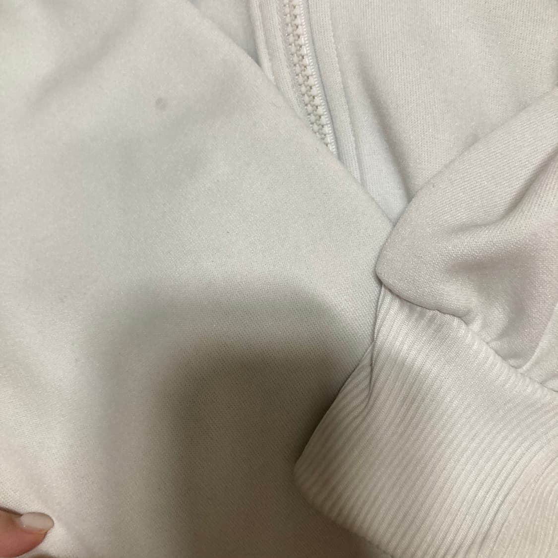 아디다스 흰파 후드플락져지 L 상품이미지4