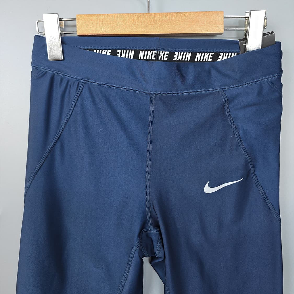 미사용새제품)여성 나이키 NIKE 드라이핏 러닝 레깅스 L 상품이미지2