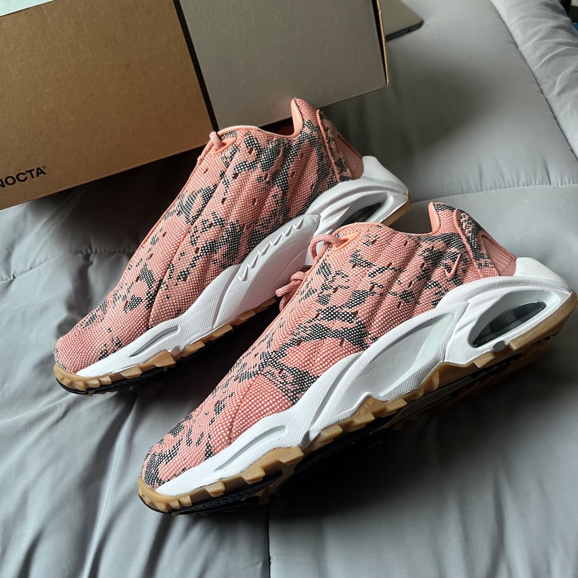 Nocta 나이키 녹타 핫스텝 에어테라 핑크쿼츠 상품이미지2