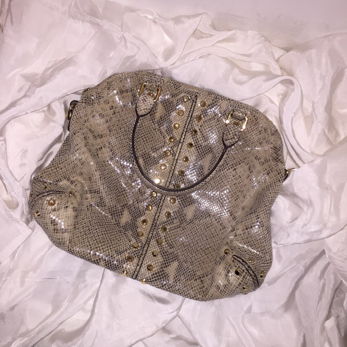 Michael Kors 마이클코어스 파이톤 스터드 토트백 상품이미지1