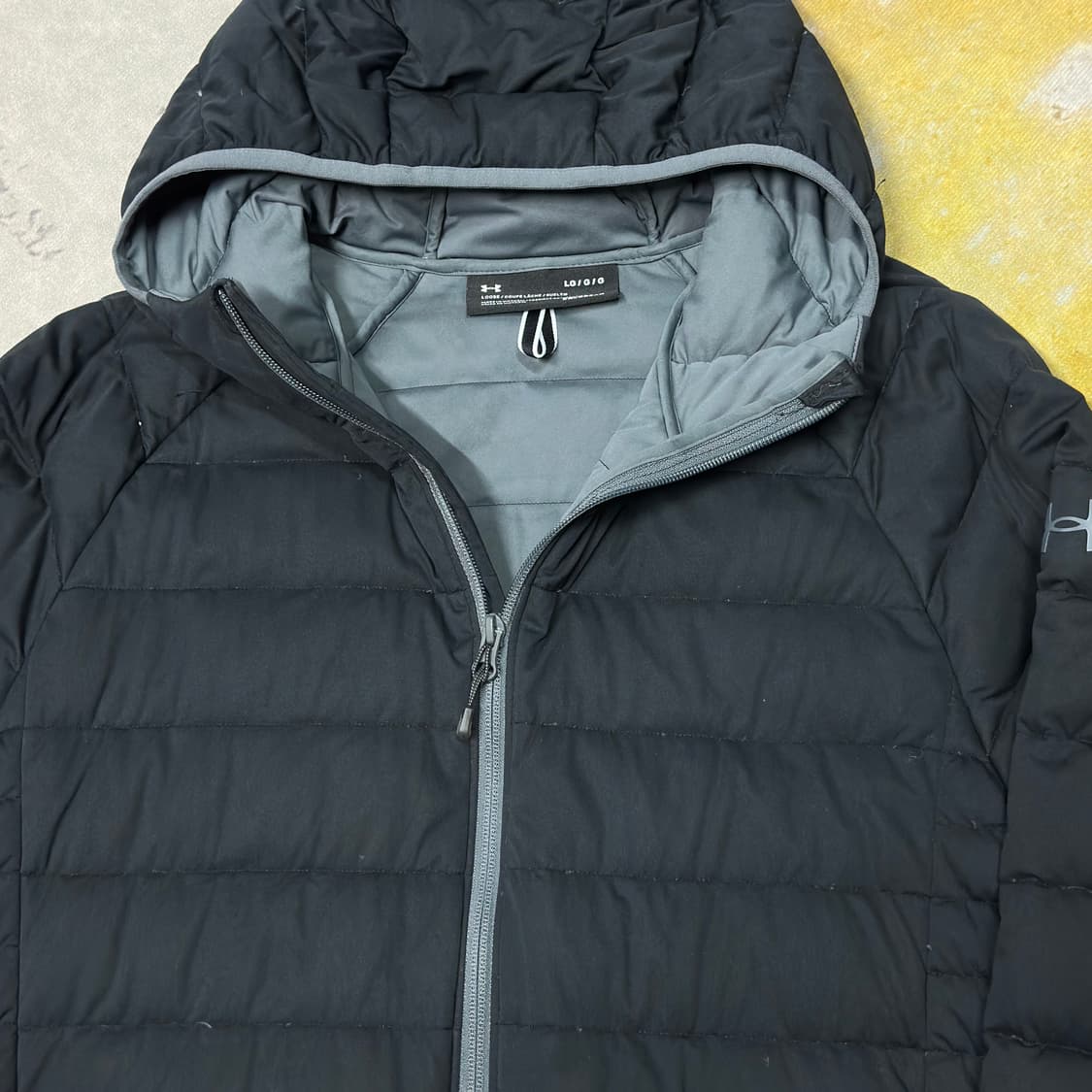 언더아머 덕다운 후드 경량패딩 L 상품이미지3