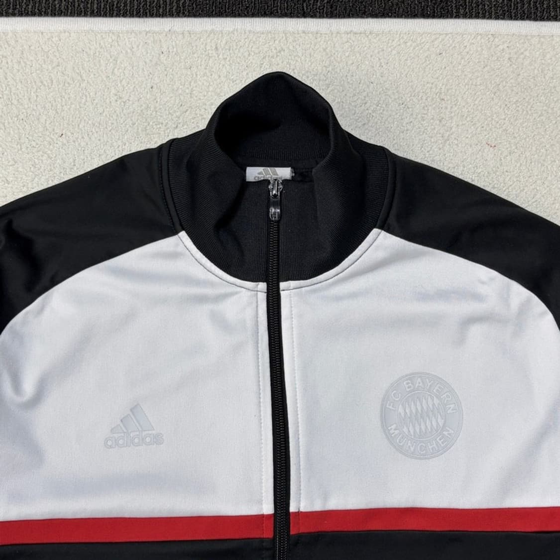 ADIDAS FC 바이에른 뮌헨 트랙자켓 100 상품이미지3