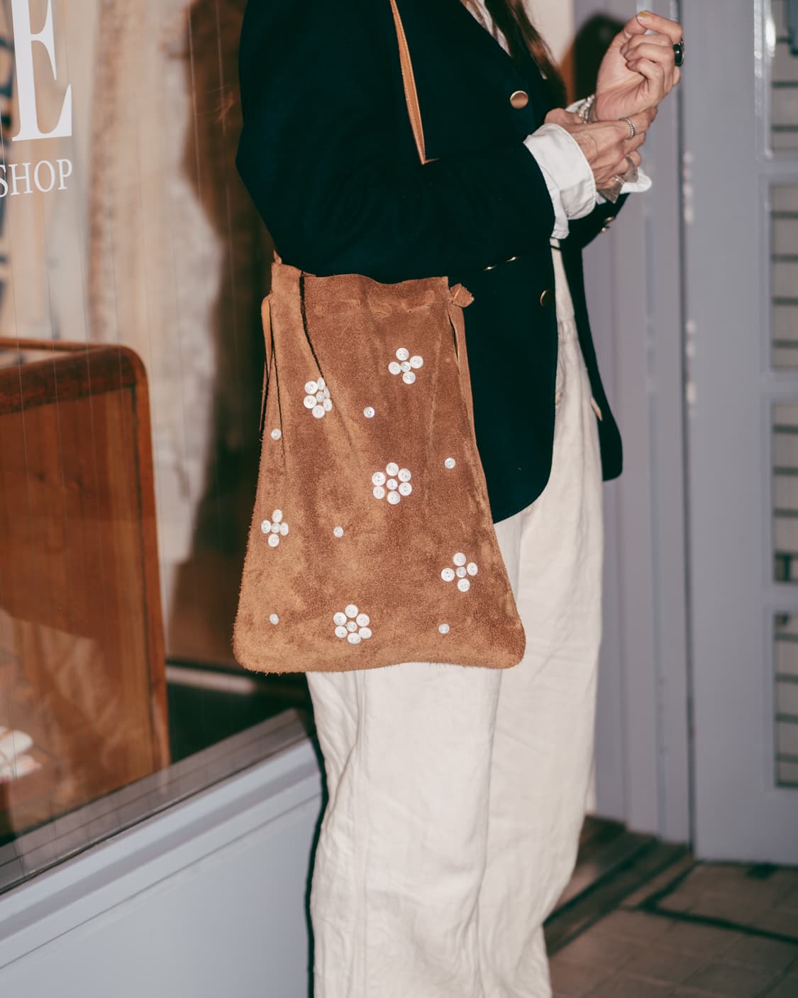 Bode 보디 스웨이드 펄 크로스백 상품이미지3