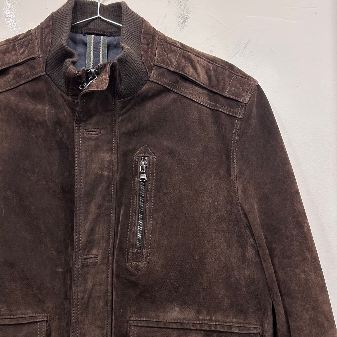 H.E by MANGO 차이나카라 스웨이드 집업 자켓 상품이미지1